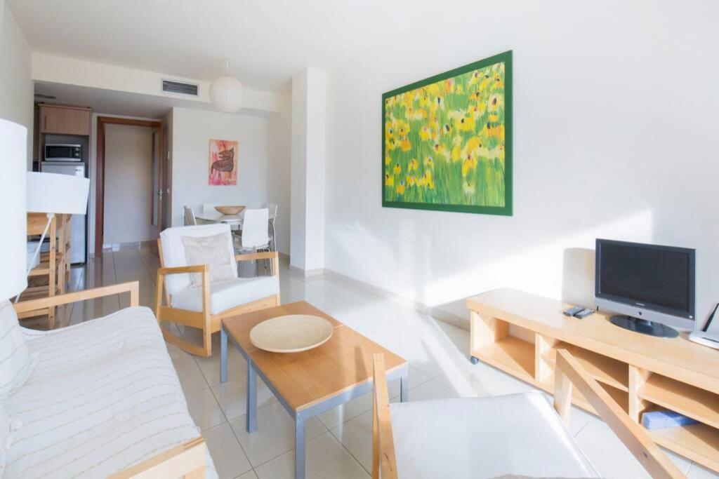 Beautiful Apartment 75M2 With View At The Beach, Pool, Parking Roses Extérieur photo