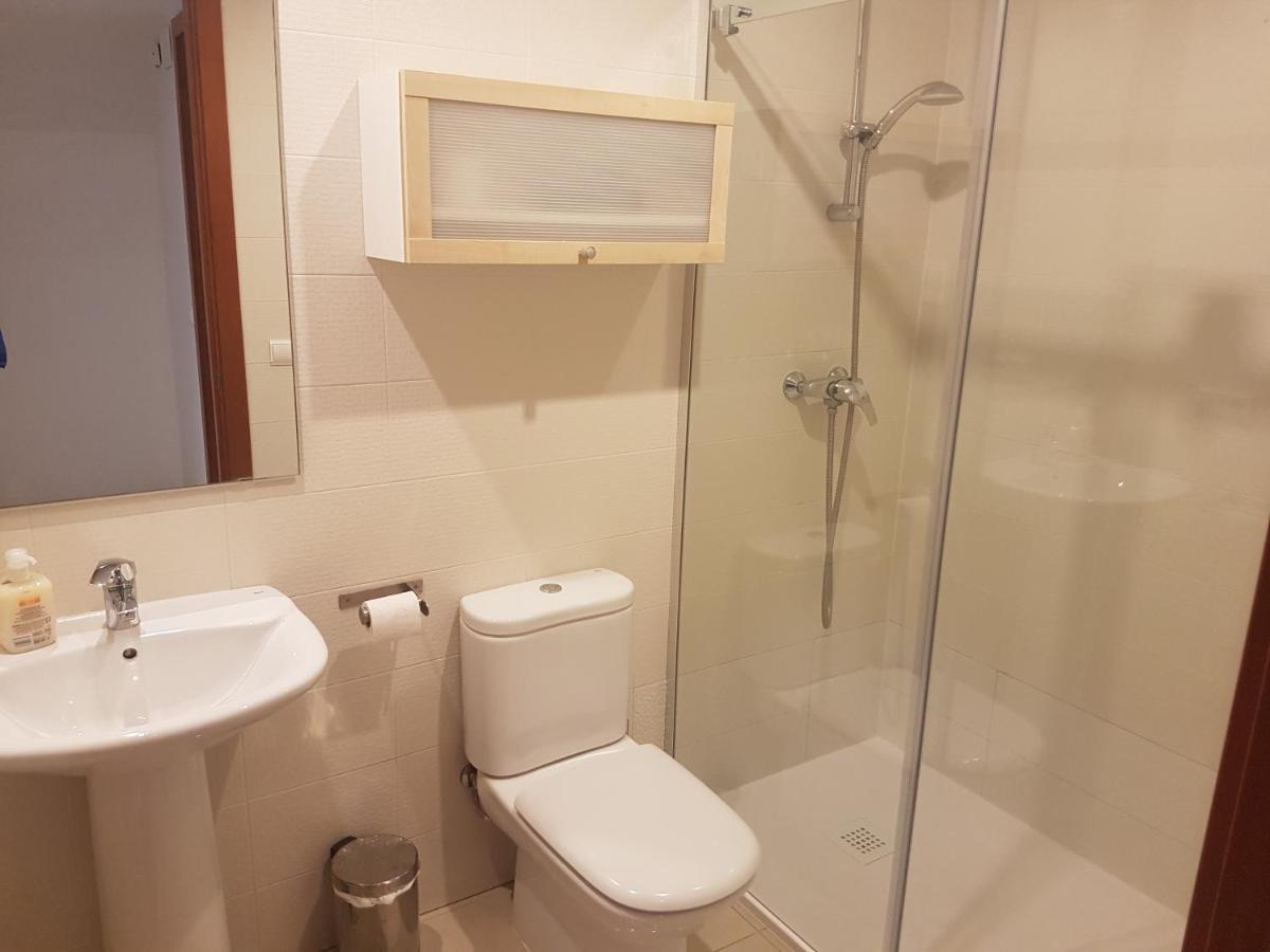 Beautiful Apartment 75M2 With View At The Beach, Pool, Parking Roses Extérieur photo