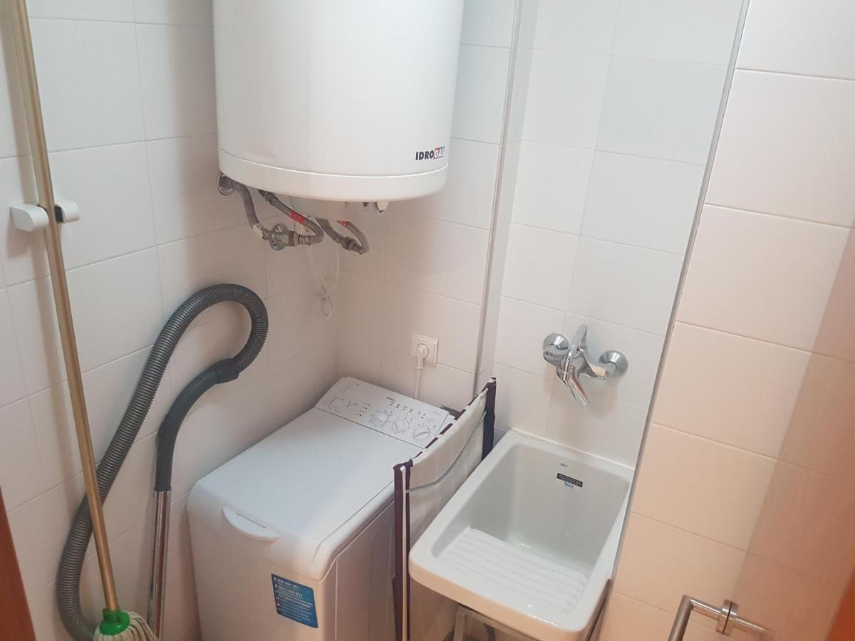 Beautiful Apartment 75M2 With View At The Beach, Pool, Parking Roses Extérieur photo