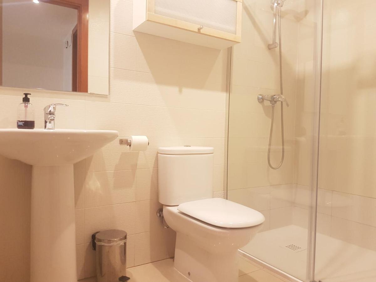 Beautiful Apartment 75M2 With View At The Beach, Pool, Parking Roses Extérieur photo