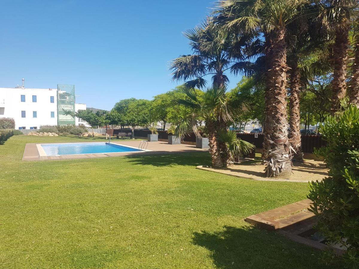 Beautiful Apartment 75M2 With View At The Beach, Pool, Parking Roses Extérieur photo